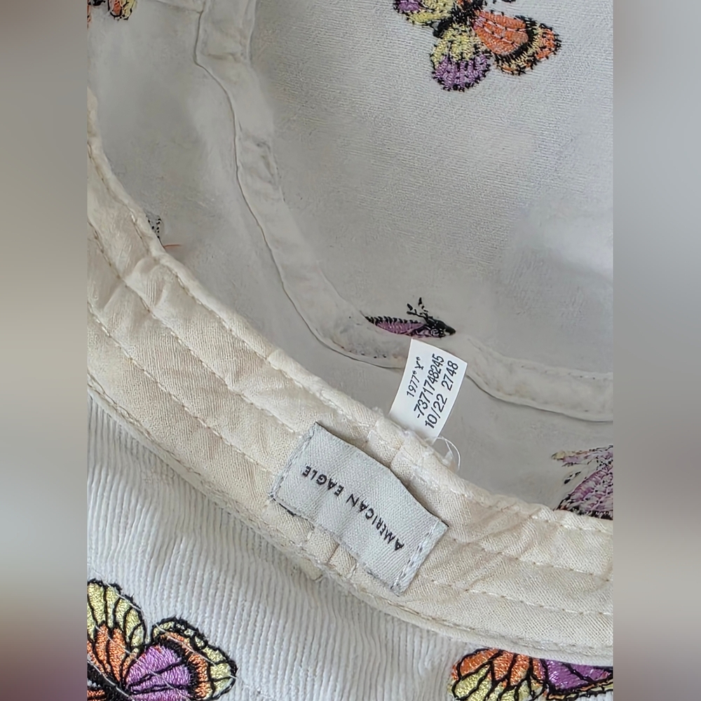 American Eagle Outfitters Cream Hat with Butterfly Design - Picture 3 of 4